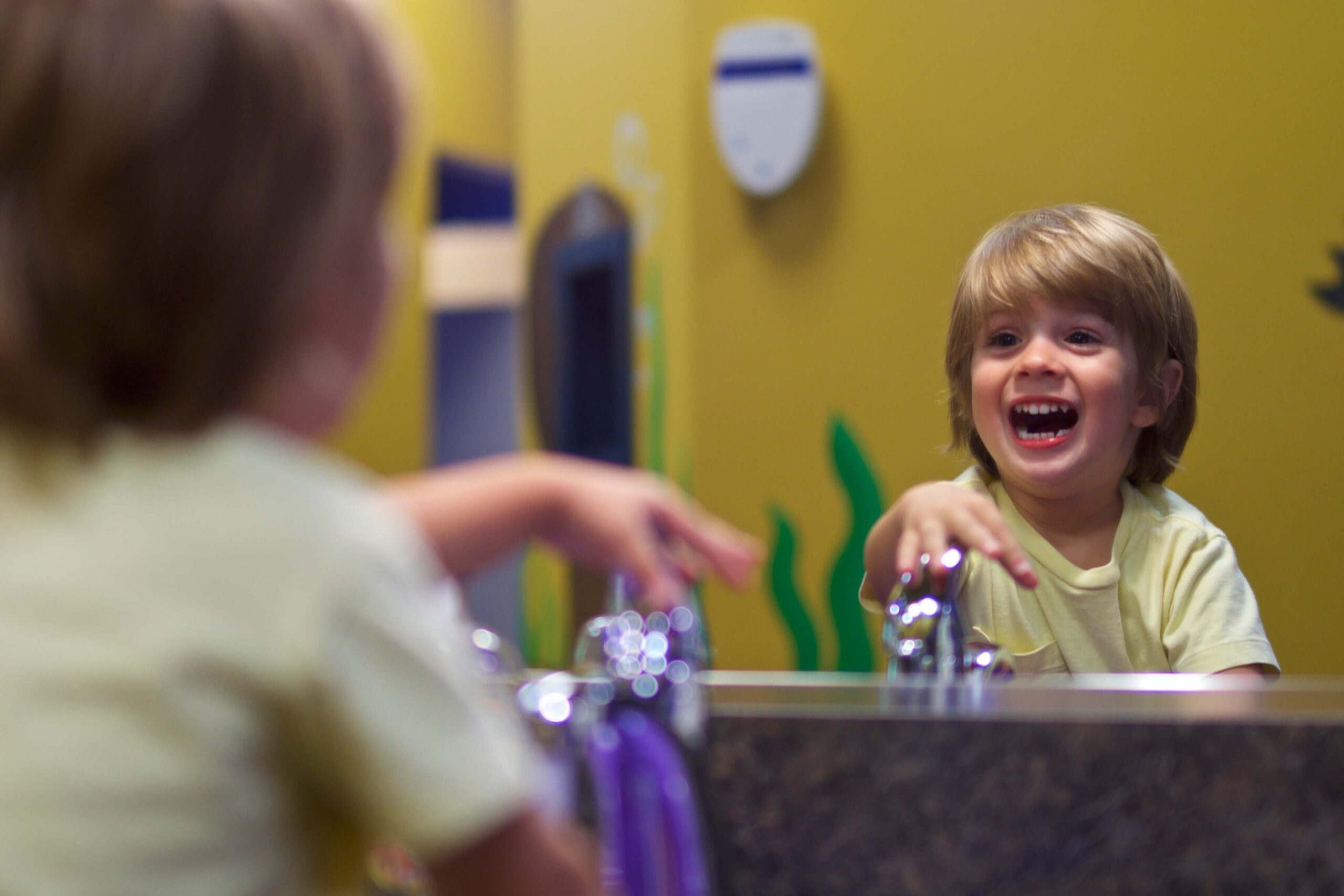 What to expect at your first dental visit with Kids Teeth