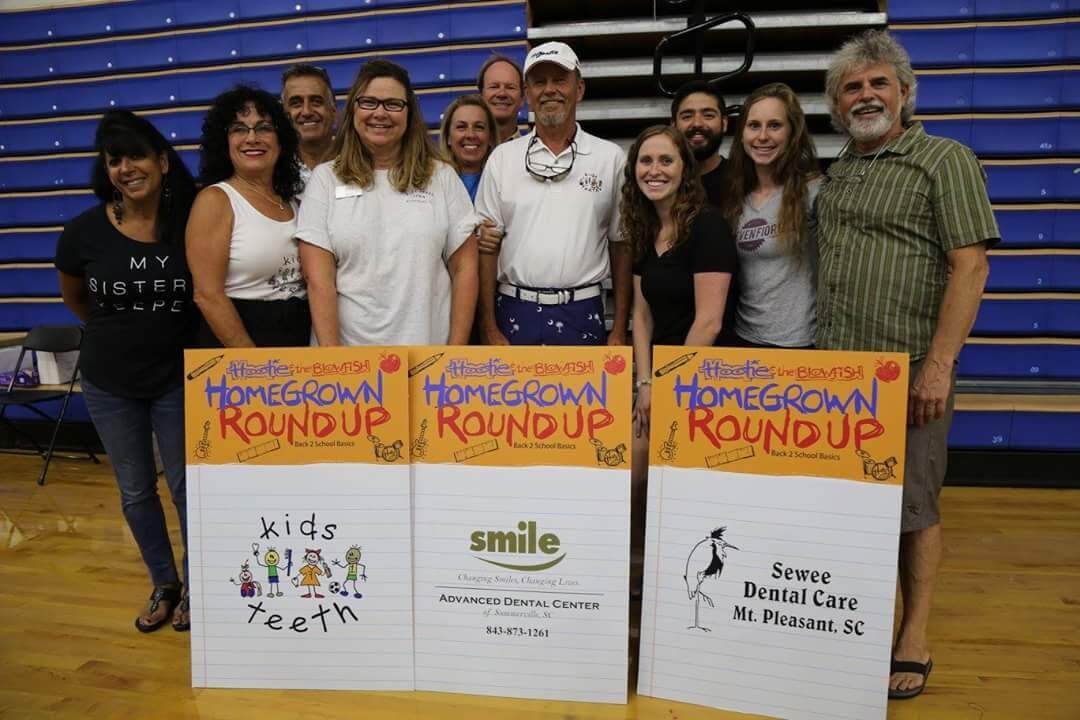 Sending Out Smiles - Kids Teeth in the Community